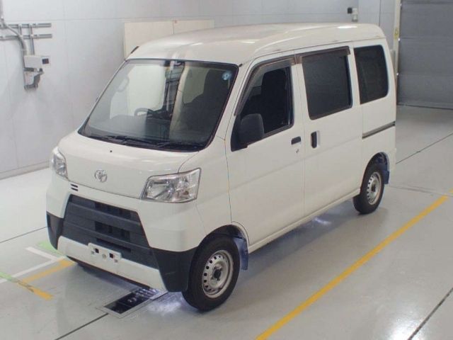 3641 TOYOTA PIXIS VAN S331M 2018 г. (CAA Chubu)